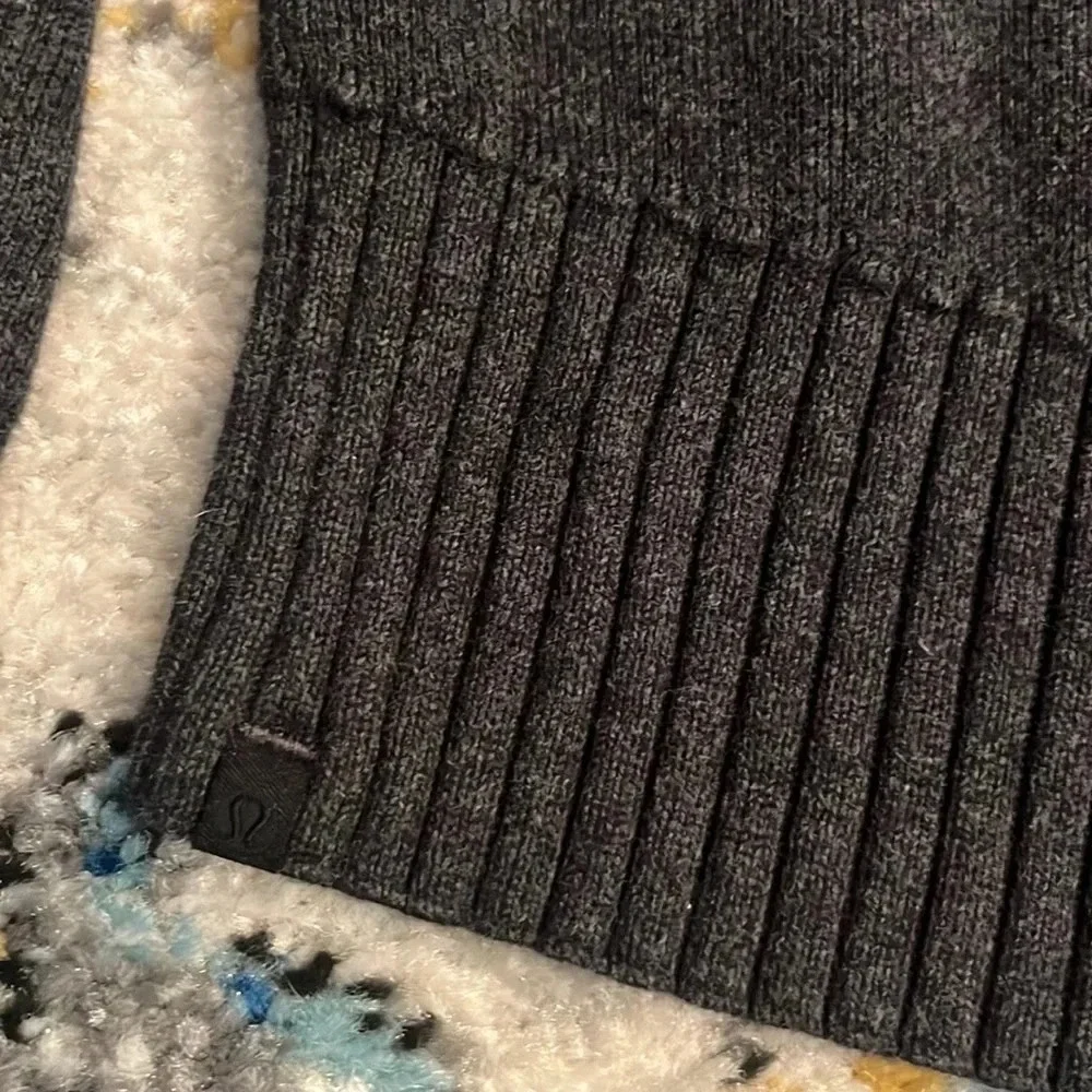 Lululemon Still Lotus Reversible Sweater - Black Heather - XS